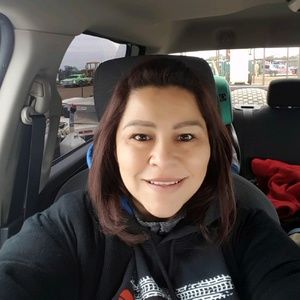 Meet your Posher, Connie